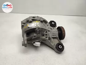 LR092734 LAND ROVER Velar Rear Differential Carrier Pace #2