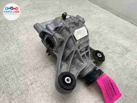 LR096011 LAND ROVER Velar Rear Differential Carrier Axle Gas
