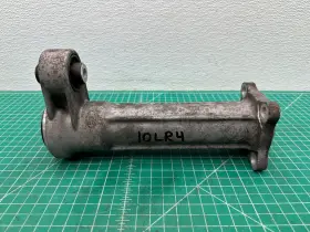 TAU500080 LAND ROVER Front Differential Housing Tube