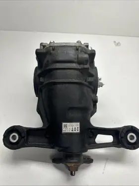 20T131-129W217 LEXUS Rear Differential Wheel Drive IS350
