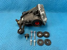41110-50390 LEXUS Rear Differential Carrier LS500 Rwd
