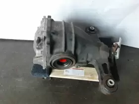 440-59335 LEXUS Rear Axle Differential Carrier IS350 Awd