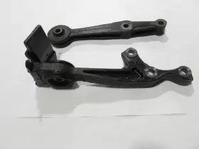 5239260050 LEXUS Front Differential Carrier Bracket Mount Set #2