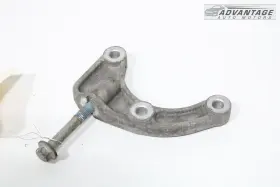 CV61-4K204-AA LINCOLN Mkc Rear Right Axle Differential Mount