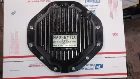 D12-9.25 MAG-HYTEC Rear Differential Cover Dodge