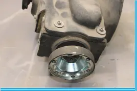 000230714 MASERATI Automatic Rear Differential Quattroporte #3