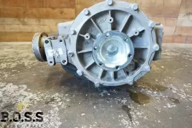 440.MA1X07 MASERATI Rear Differential Carrier Quattroporte #3