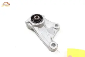 KD352868XA MAZDA Rear Differential Right Mount Bracket CX-5