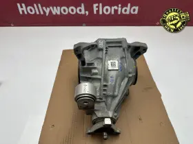 2533505908 MERCEDES Rear Axle Differential Carrier GLC300 Awd