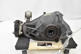 A2043510508 MERCEDES Benz Rear Differential Carrier Axle W218
