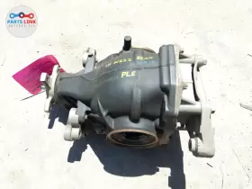 A2220018 MERCEDES Rear Differential Carrier S550 Rwd