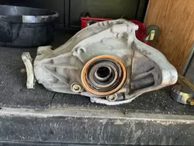 1673500401 MERCEDES BENZ Core Rear Differential Axle Carrier #3