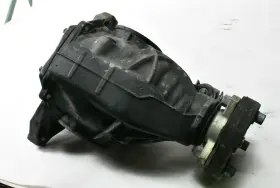 20435022142650108002 MERCEDES Rear Differential Carrier W204 #2