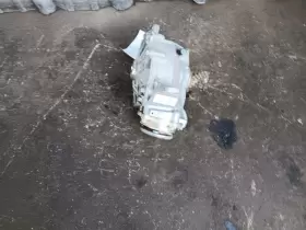 2213307200 MERCEDES Front Differential Axle Carrier C300