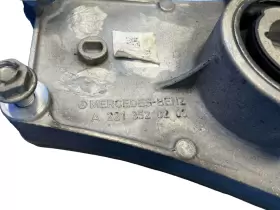 A2213520206 MERCEDES Rear Differential Mount Bracket S550 S63 #2
