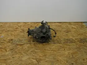 L108 MERCEDES Rear Differential Axle Carrier Gt Awd