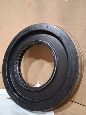 1205Q1915 MERITOR Seal Rockwell