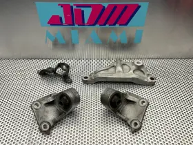 3517A020 MITSUBISHI Evolution Differential Mount Brackets Evo
