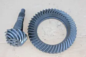 52069928AA MOPAR Ring Pinion Bolt Dana Dodge Jeep Ram