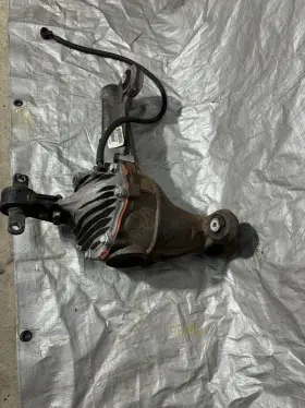52111369 MOPAR Front Axle Differential Carrier Jeep Cherokee #2