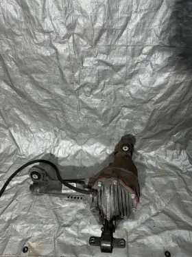 52111369 MOPAR Front Axle Differential Carrier Jeep Cherokee