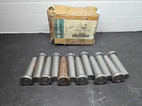 157490R1 NAVISTAR Nos Box Fleetrite Rivet Differential Drive