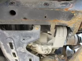 440-59506 NISSAN Carrier Front Diesel Xd Titan