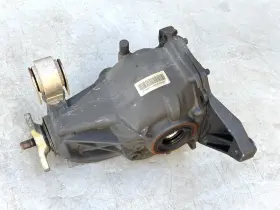 A204-350-05-14-80 MERCEDES Rear Axle Differential Carrier