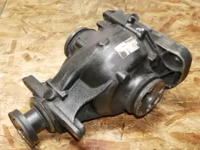 33107555727 BMW Rear Drive Axle Carrier Differential E60