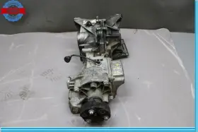 33108646692 PORSCHE Xdrive Rear Differential Axle Carrier X1