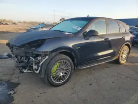 440.PO1316 PORSCHE Carrier Cayenne
