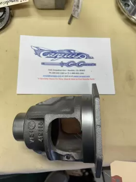 741-332-101-01 PORSCHE Bolt Differential Housing #2