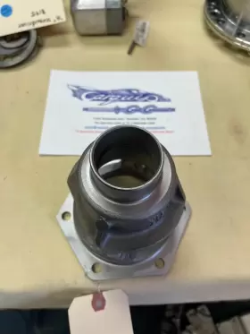 741-332-101-01 PORSCHE Bolt Differential Housing
