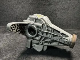 95B525015N PORSCHE Macan Rear Differential Carrier Gts #3