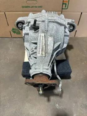 97035001210 PORSCHE Rear Differential Carrier Panamera #2