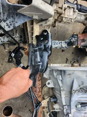 1081278030AC RAM Front Differential Bracket 1500 #2
