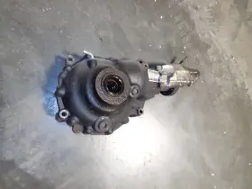 8140-1027681 RANGE ROVER Front Differential Carrier