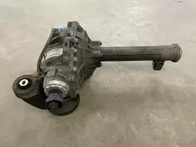 DPLA-3017-EE RANGE ROVER Land Front Differential Axle Carrier