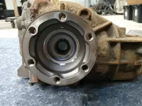 7501405 ROVER Rear Differential Carrier #3
