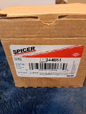 2-4-4601-1 SPICER Yoke Dana