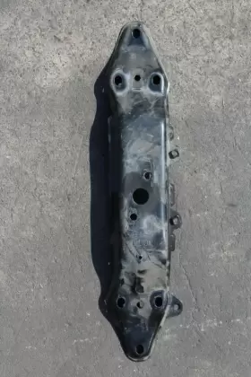 441.SU1Q18 SUBARU Front Differential Mount Bracket Outback #2