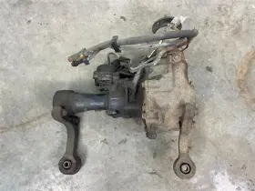 4111034261 TOYOTA Differential Carrier Front Axle Cylinde