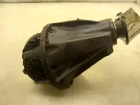 4111035870 TOYOTA Runner Rear Differential Carrier Rwd