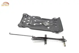 4117128031 TOYOTA Rear Differential Skid Plate Battery Hold