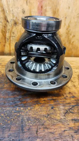 41311-34010 TOYOTA Rear Differential Carrier T100 Tacoma