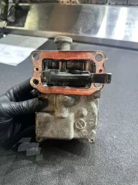 41400-35031 TOYOTA Differential Vacuum Actuator 4X4 4RUNNER #2