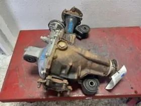 440-58532F TOYOTA Carrier Front Axle Cylinder T100