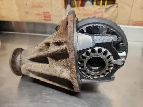 3.73 TOYOTA Carrier Rear Axle Cylinder 2WD