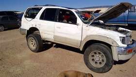 440-58679E TOYOTA Carrier Front Axle Runner