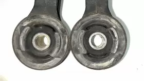 5238004010 TOYOTA Front Differential Axle Bracket Set Tundra #2